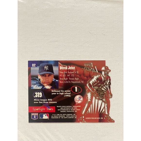 1996 topps laser Derek jeter #82 mint condition/grade - Picture 3 of 3